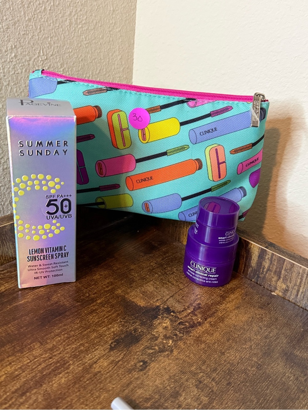 Clinique Purple Repair Cream with Turquoise & Pink Cosmetic Pouch Bundle